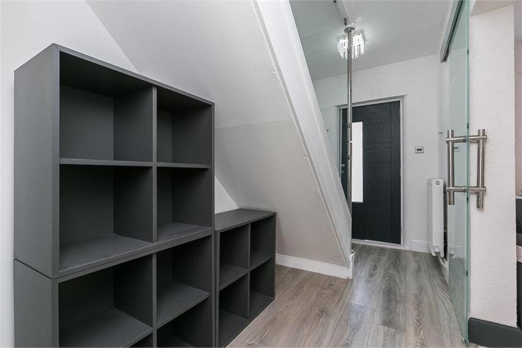 Dreghorn House 4 Bedrooms 3 Toilets 3 Reception Free Parking 233 Mbp Wifi Единбург Екстериор снимка