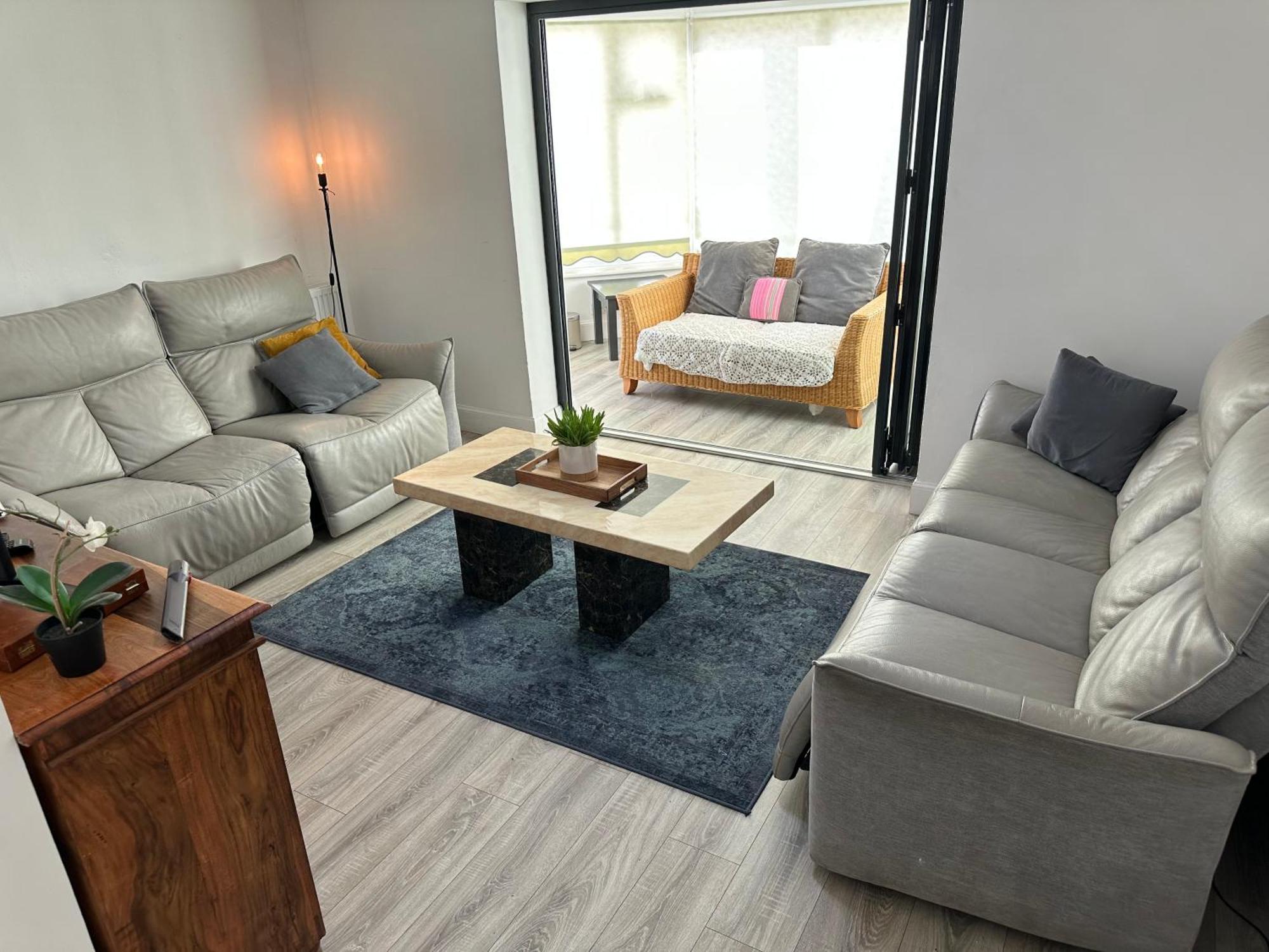 Dreghorn House 4 Bedrooms 3 Toilets 3 Reception Free Parking 233 Mbp Wifi Единбург Екстериор снимка